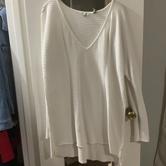 White Ribbed Hi/Low Light Sweater L - Picture 1 of 2